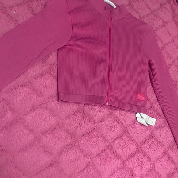 Pink crop top zip up - Picture 2 of 5